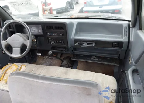 1993 Dodge Dakota z USA, uszkodzony, nr VIN 1B7FL26X8PS247671